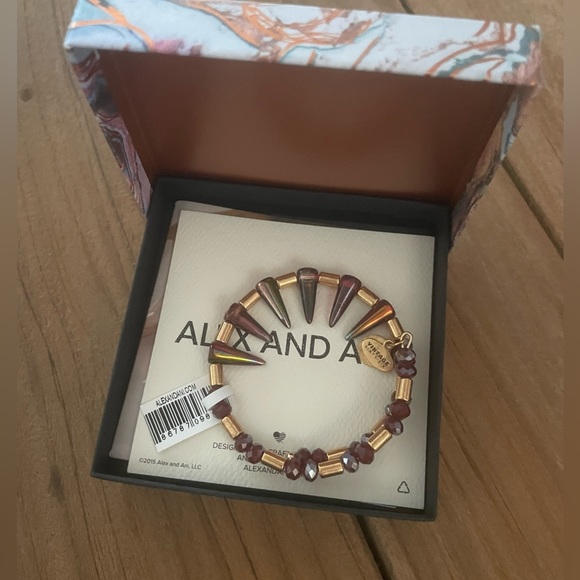 NWT Alex and Ani “depths of the wild” wrap bracelet - Picture 4 of 4